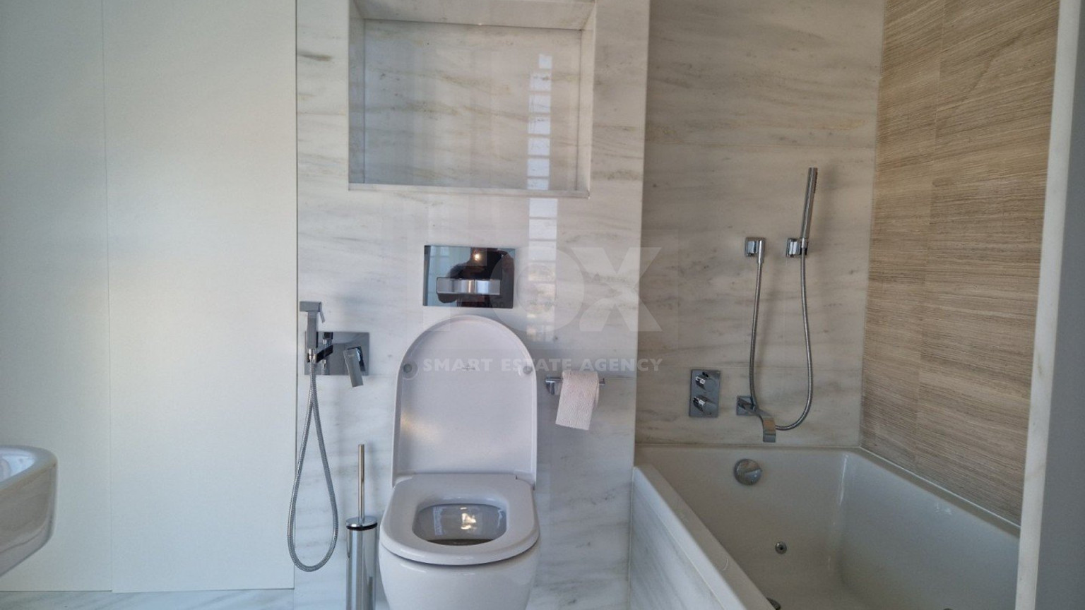 3 Bed Apartment For Sale In Neapoli Limassol