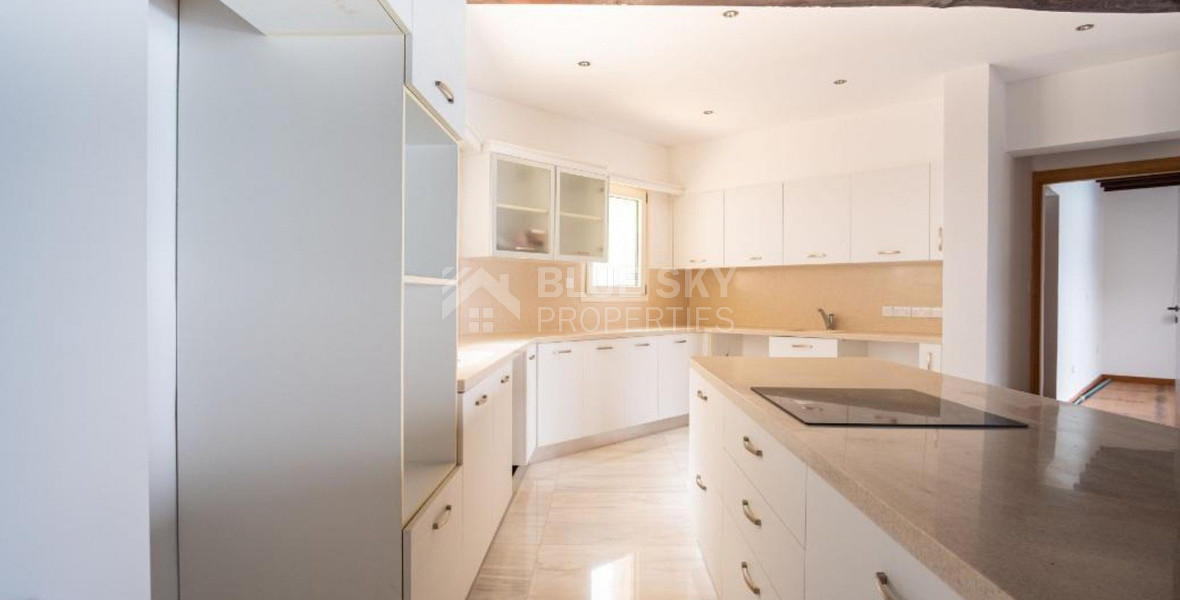 Luxury three Bedroom Villa with Swimming Pool for Sale in Neo Chorio