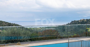 Luxury three Bedroom Villa with Swimming Pool for Sale in Neo Chorio