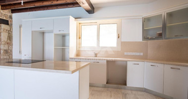 Luxury three Bedroom Villa with Swimming Pool for Sale in Neo Chorio