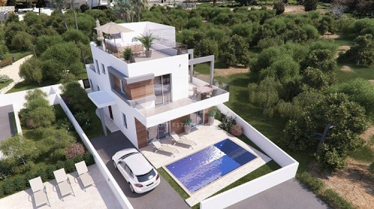 Three Bed Apartment in Kato Pafos area