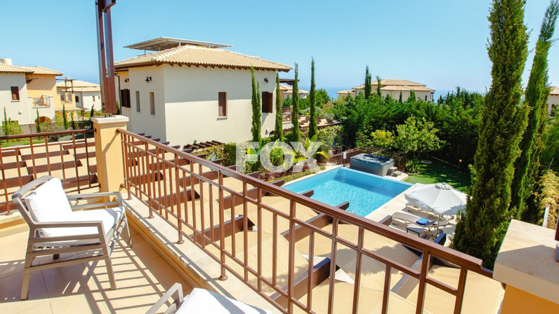 3-bedroom detached house for sale 215 m² in Aphrodite hills, Paphos, Cyprus
