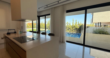 Five Bed House with swimming pool and landscaped garden for Rent In Agios Tychon Limassol