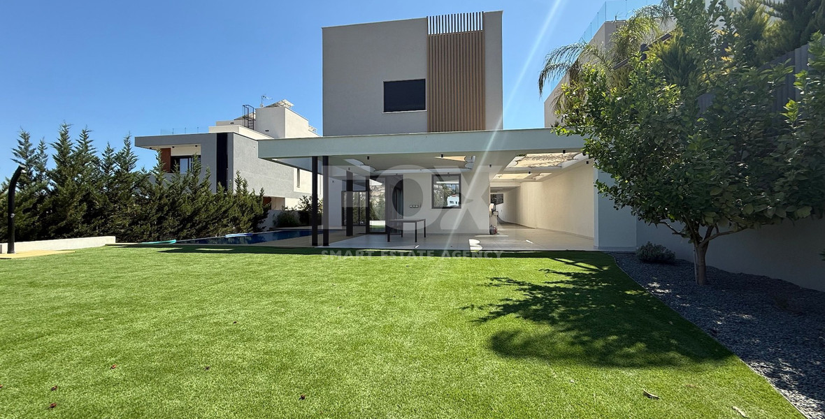 Five Bed House with swimming pool and landscaped garden for Rent In Agios Tychon Limassol