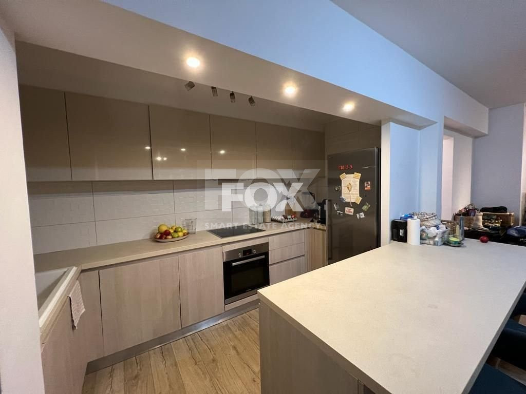 Modern Unfurnished Top Floor Apartment in Neapoli