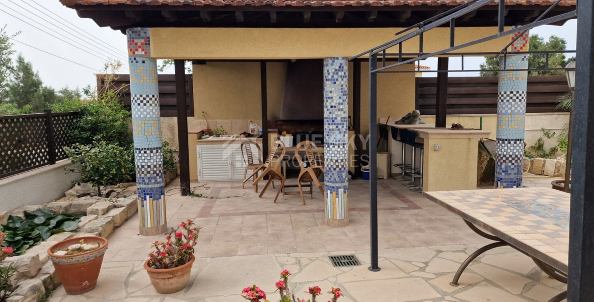 8 Bed House To Rent In Kolossi Limassol Cyprus