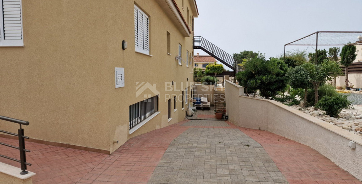 8 Bed House To Rent In Kolossi Limassol Cyprus