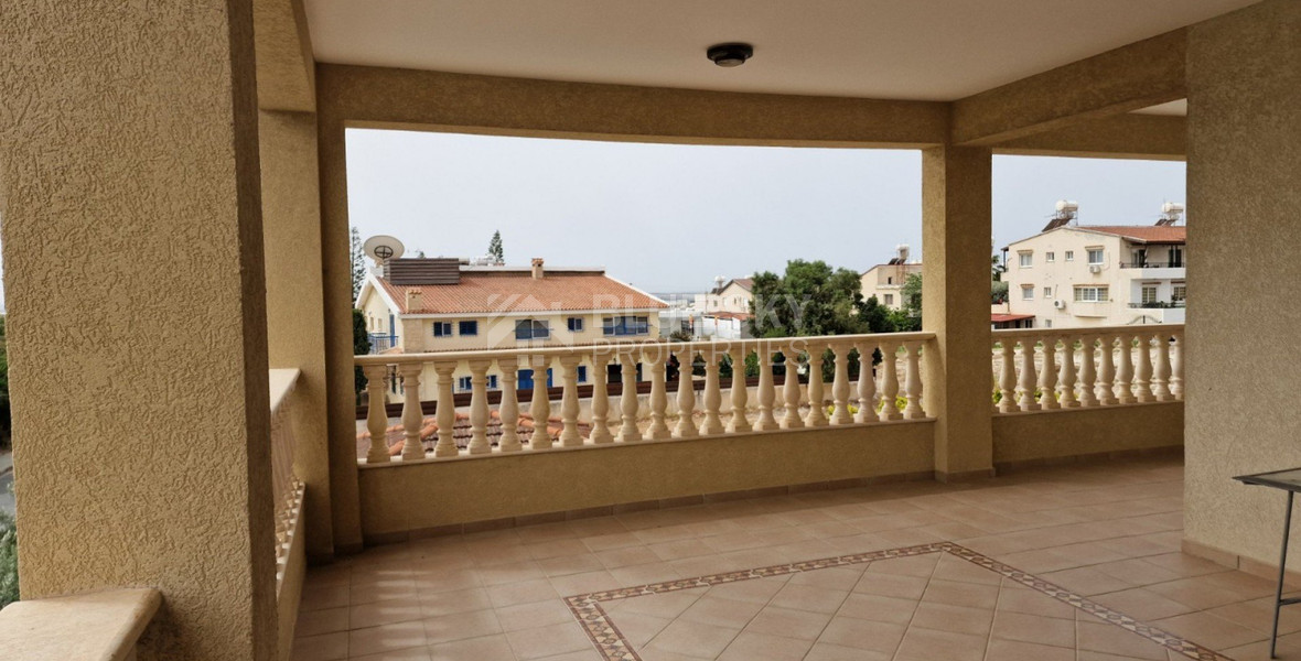 8 Bed House To Rent In Kolossi Limassol Cyprus