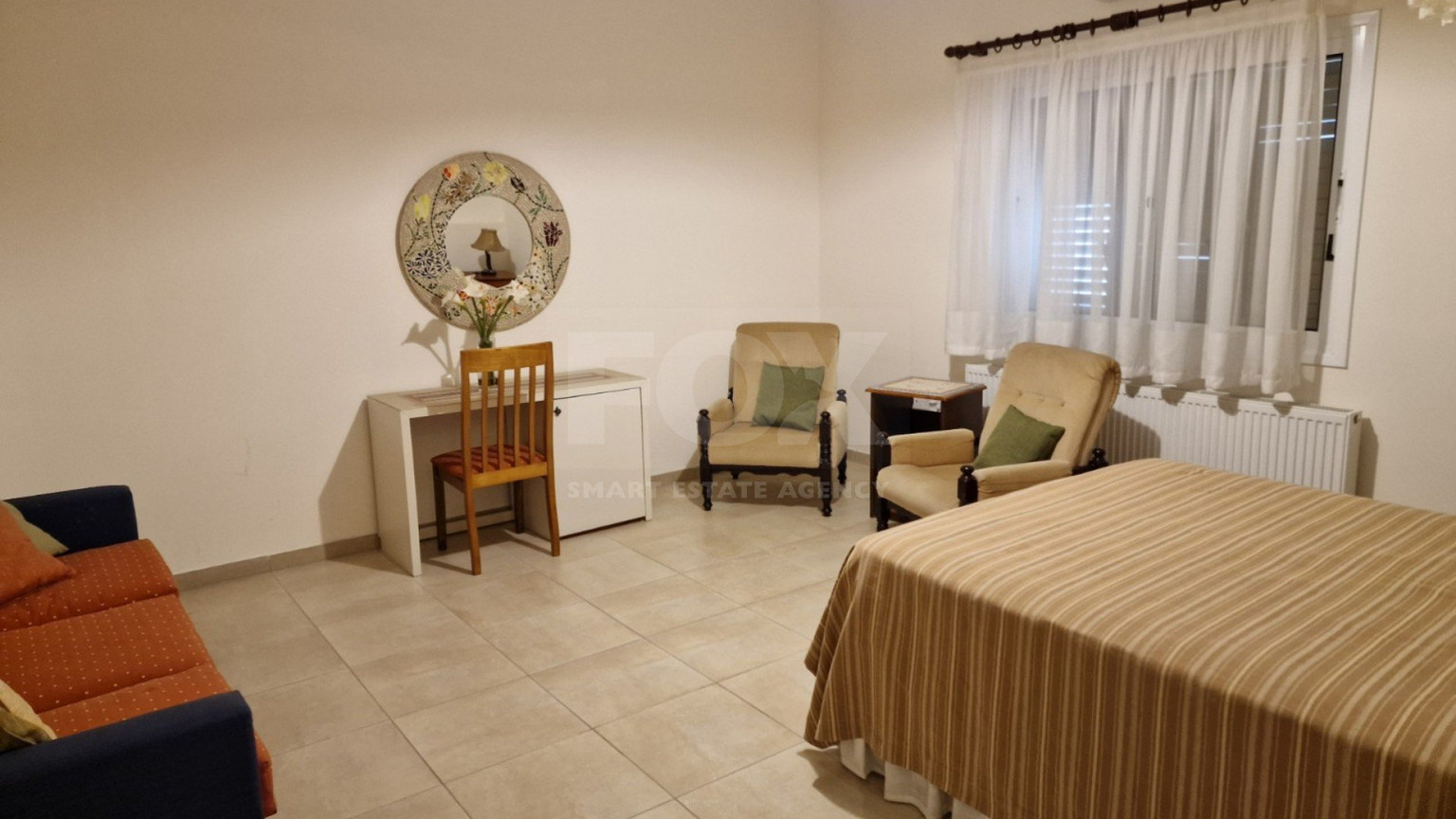 8 Bed House To Rent In Kolossi Limassol Cyprus