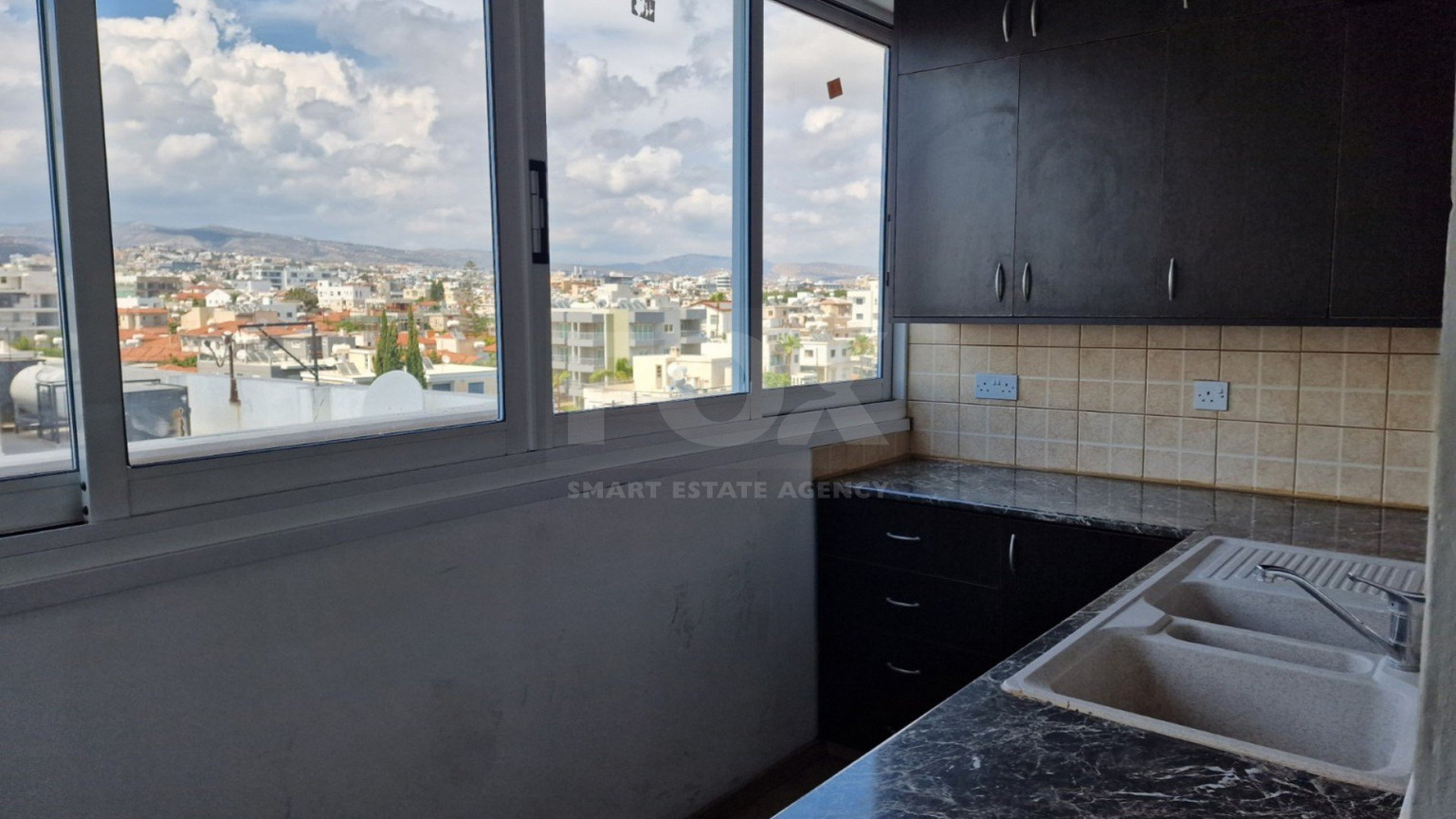 3 Bed Apartment For Sale In Kapsalos Limassol Cyprus