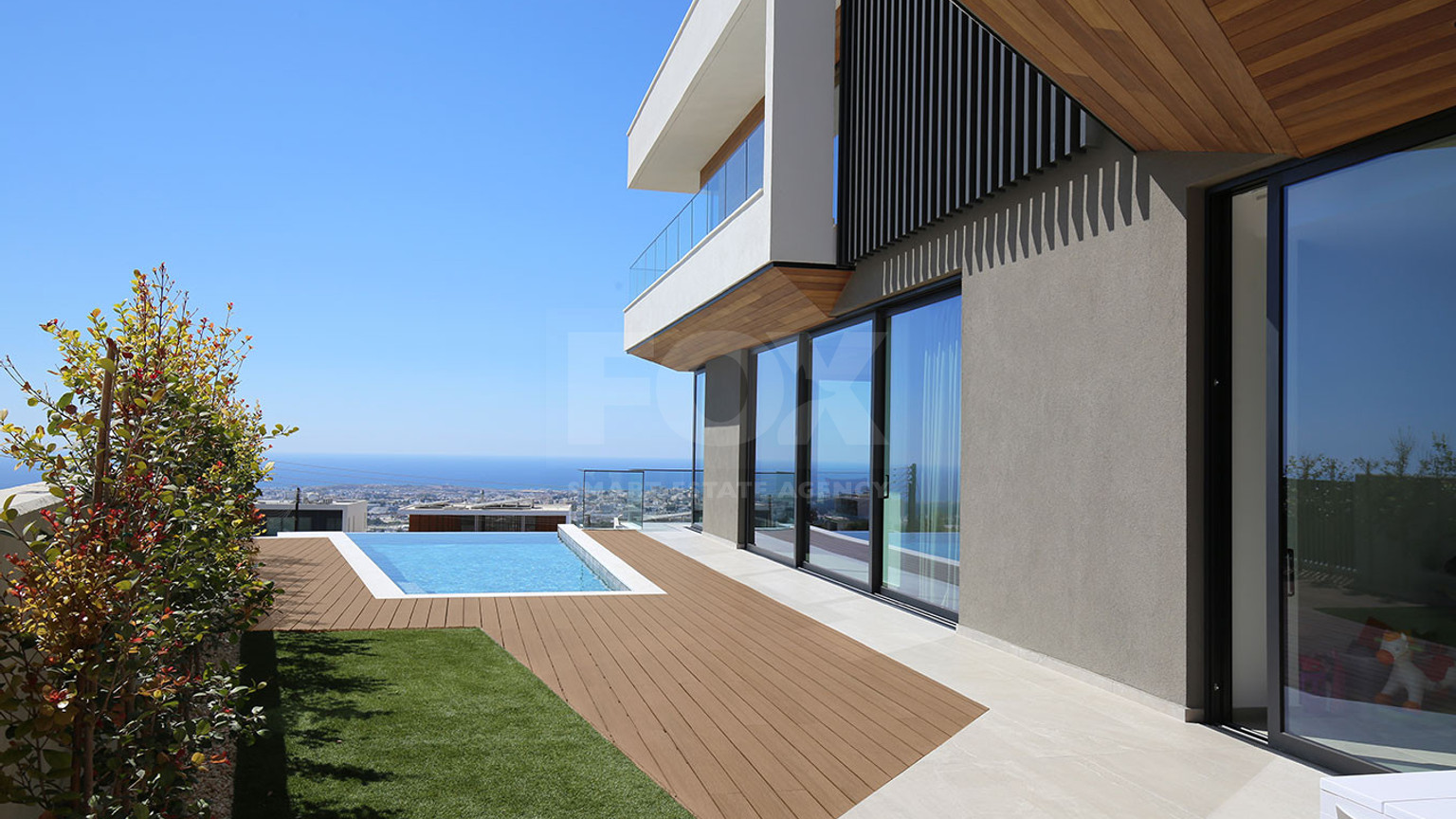 Luxurious Furnished Five Bedroom Home with Pool Konia