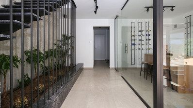 Luxurious Furnished Five Bedroom Home with Pool Konia