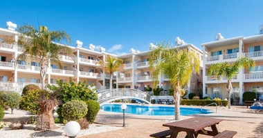 Two Bed Apartment In Universal Paphos Cyprus
