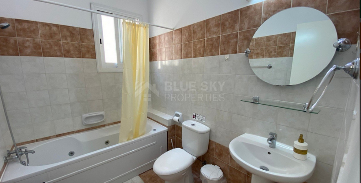Two Bed Apartment In Universal Paphos Cyprus