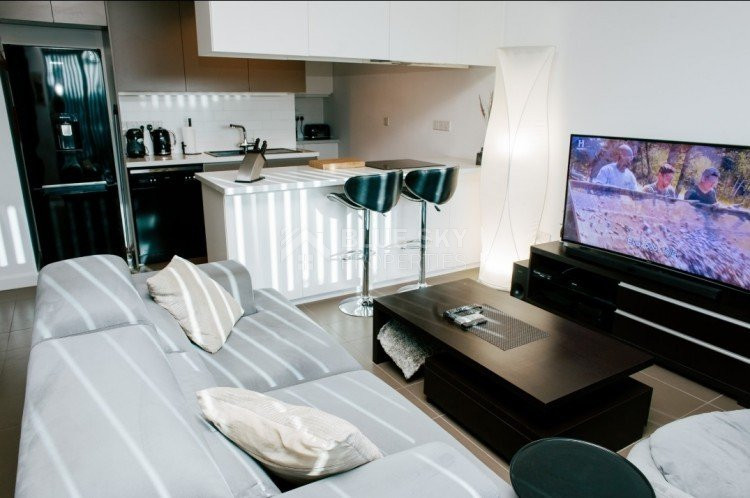 2 Bed Apartment To Rent In Agia Fylaxis Limassol Cyprus