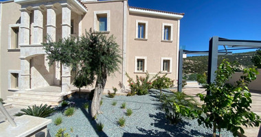 Spacious Detached House for Sale in Peyia – Five Bedrooms, Private Pool for sale