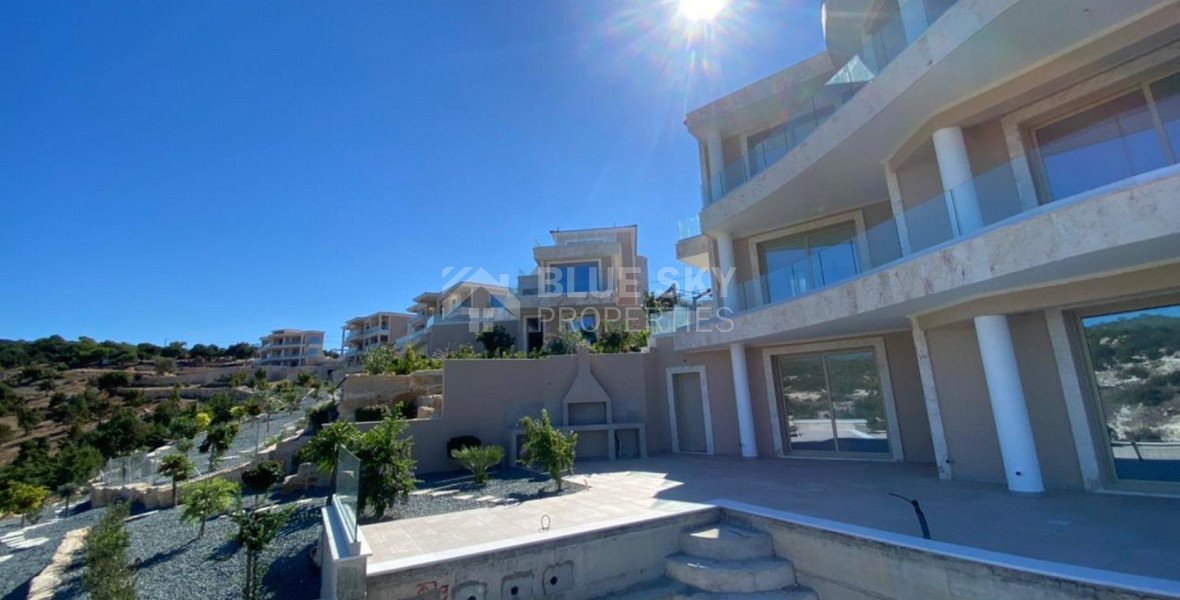 Spacious Detached House for Sale in Peyia – Five Bedrooms, Private Pool for sale