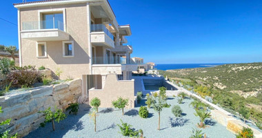 Luxury six Bedroom Detached House for Sale in Peyia – Private Pool & Sea Access
