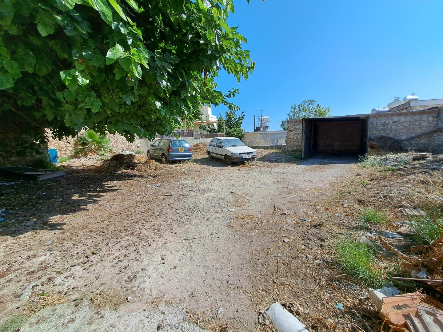 Atterrir  Tala, Chypre