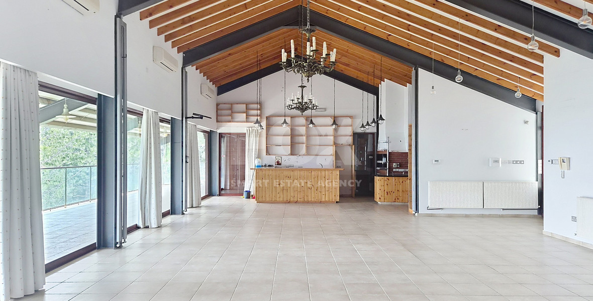 BARGAIN - PRICE REDUCTION : 6 Bed House For Sale In Moniatis Limassol Cyprus