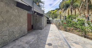 BARGAIN - PRICE REDUCTION : 6 Bed House For Sale In Moniatis Limassol Cyprus