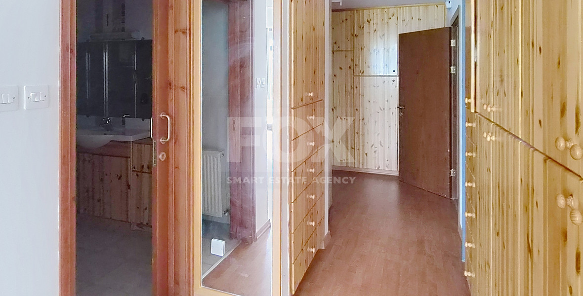 BARGAIN - PRICE REDUCTION : 6 Bed House For Sale In Moniatis Limassol Cyprus