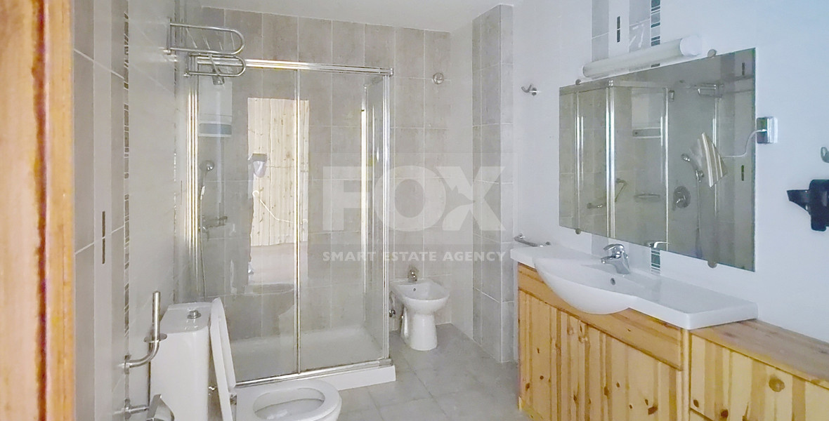 BARGAIN - PRICE REDUCTION : 6 Bed House For Sale In Moniatis Limassol Cyprus