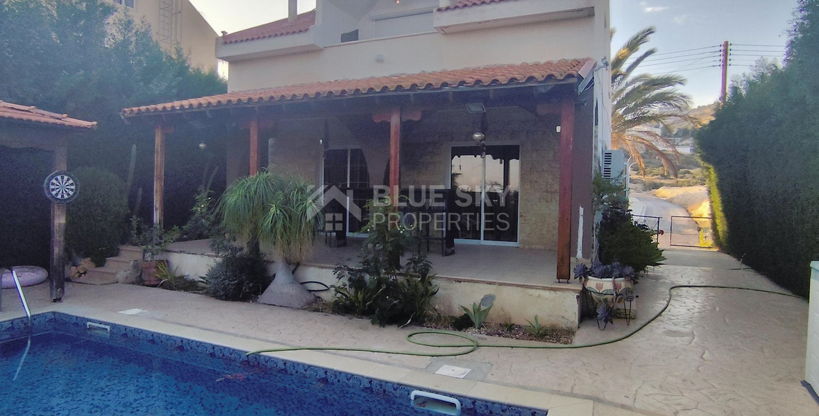 2 Bed House To Rent In Agios Tychon with swimming pool, Limassol Cyprus
