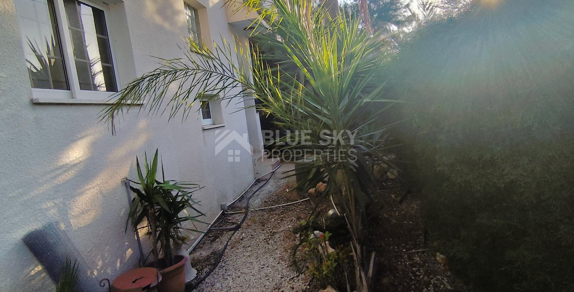 2 Bed House To Rent In Agios Tychon with swimming pool, Limassol Cyprus