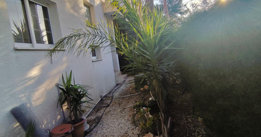 2 Bed House To Rent In Agios Tychon with swimming pool, Limassol Cyprus