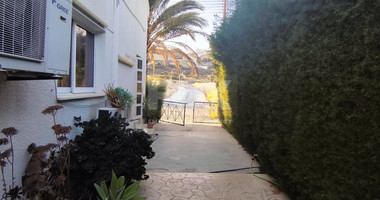 2 Bed House To Rent In Agios Tychon with swimming pool, Limassol Cyprus