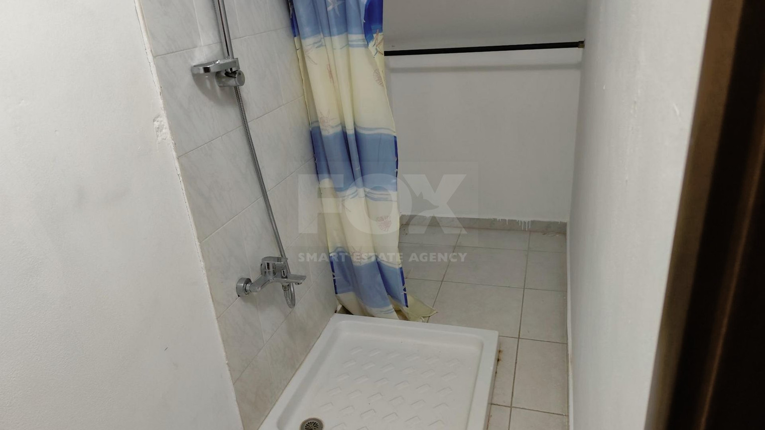 2 Bed House To Rent In Agios Tychon with swimming pool, Limassol Cyprus