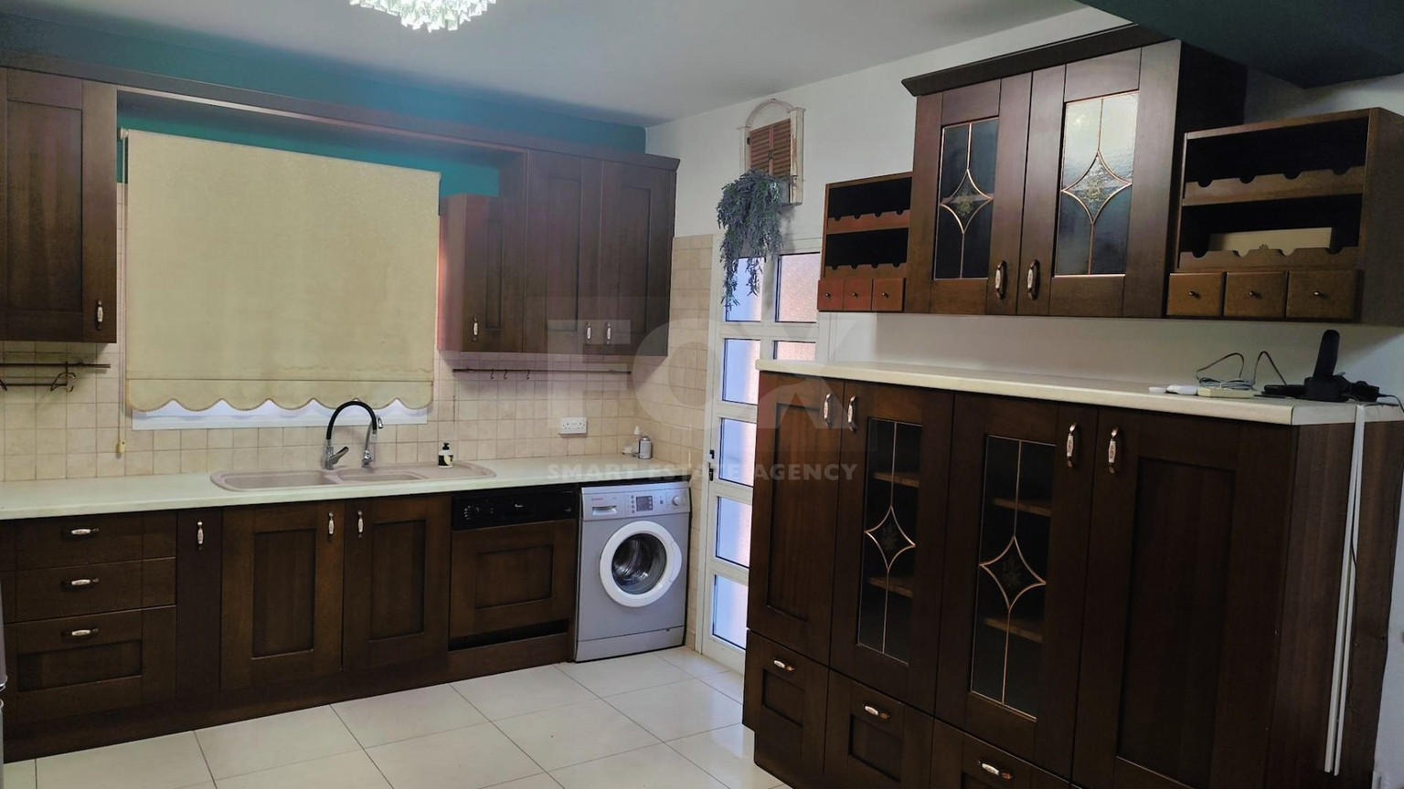 2 Bed House To Rent In Agios Tychon with swimming pool, Limassol Cyprus