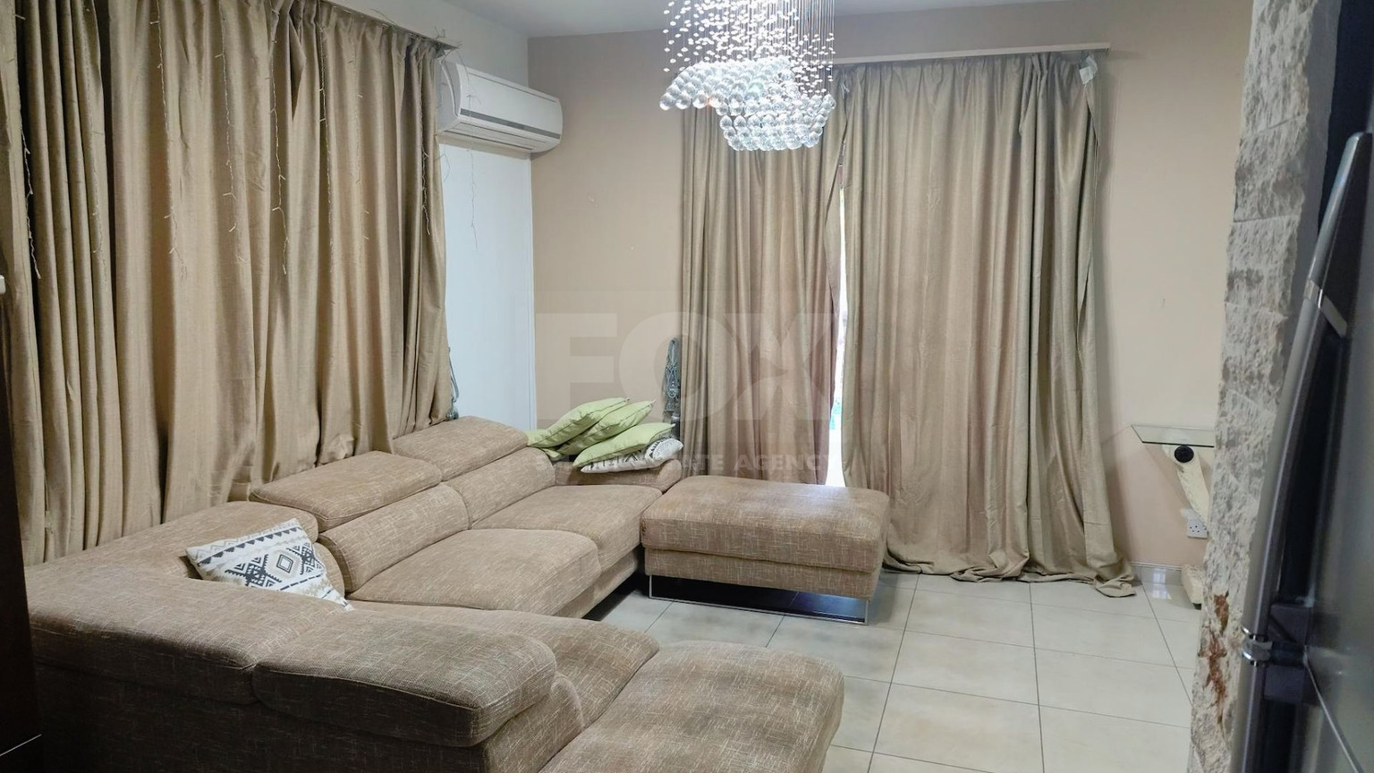 2 Bed House To Rent In Agios Tychon with swimming pool, Limassol Cyprus
