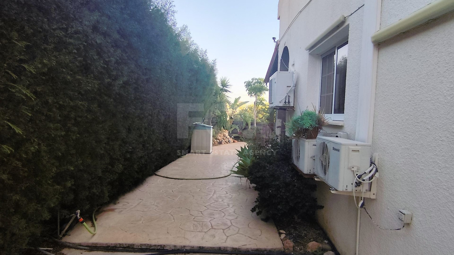 2 Bed House To Rent In Agios Tychon with swimming pool, Limassol Cyprus