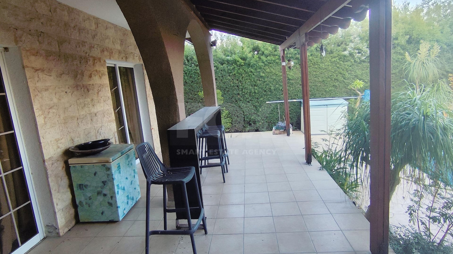 2 Bed House To Rent In Agios Tychon with swimming pool, Limassol Cyprus