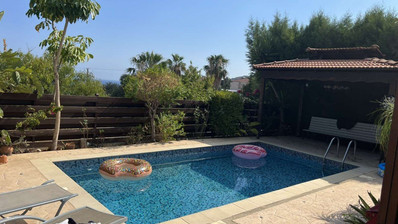 2 Bed House To Rent In Agios Tychon with swimming pool, Limassol Cyprus