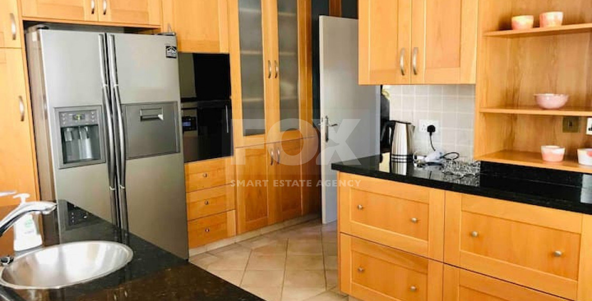 3 Bed semi detached villa with private swimming pool in huge plot located in Geroskipou Paphos