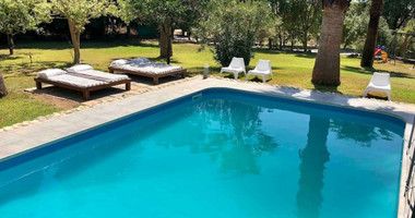 3 Bed semi detached villa with private swimming pool in huge plot located in Geroskipou Paphos