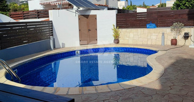 Modern 3 bedroom Plus office detached villa