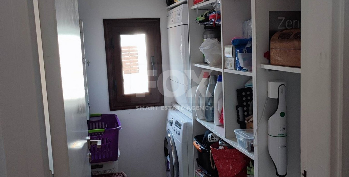 Modern 3 bedroom Plus office detached villa