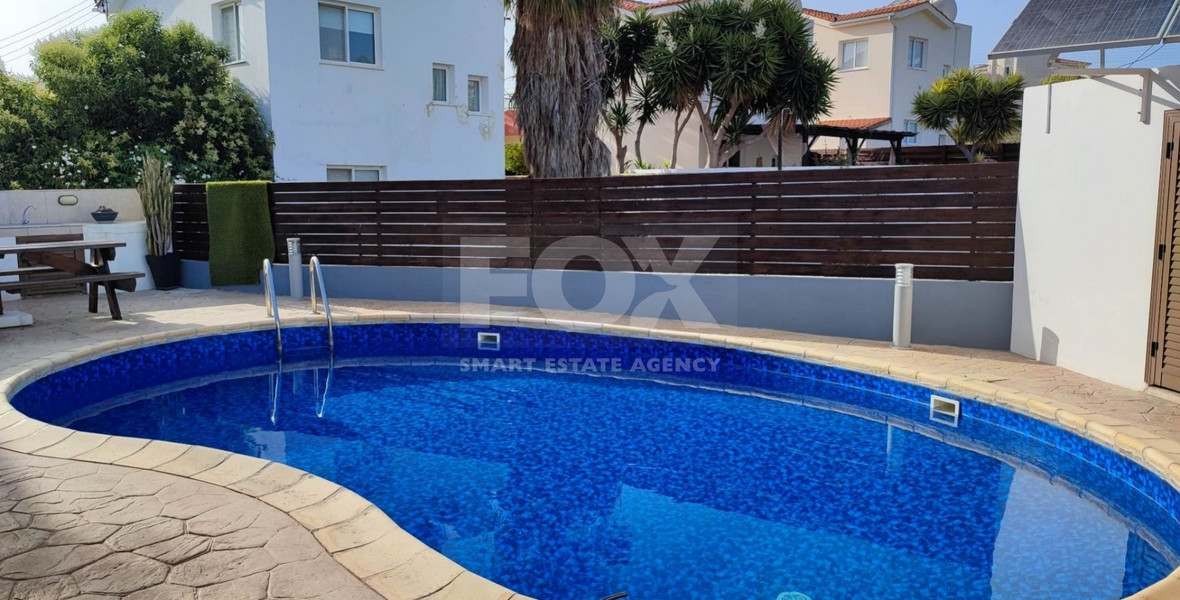 Modern 3 bedroom Plus office detached villa