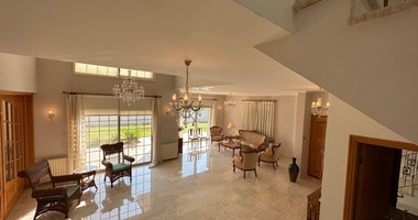 RESALE DETACHED 5 BEDROOM VILLA ON LARGE PLOT IN YPSONAS