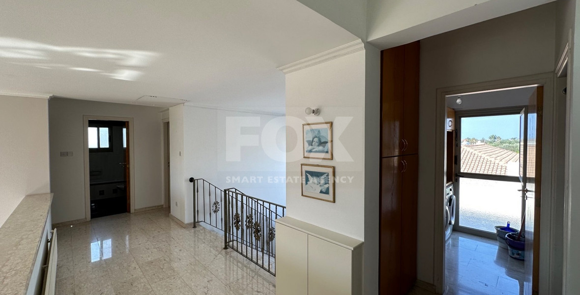 RESALE DETACHED 5 BEDROOM VILLA ON LARGE PLOT IN YPSONAS