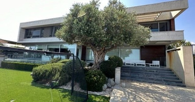 LUXURY 5 BEDROOM VILLA WITH PANORAMIC SEA VIEWS IN LIMASSOL