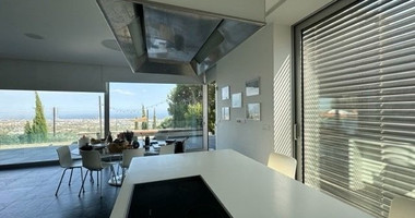 LUXURY 5 BEDROOM VILLA WITH PANORAMIC SEA VIEWS IN LIMASSOL