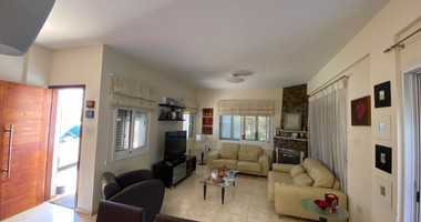 Parekklisia 4 bedroom detached house