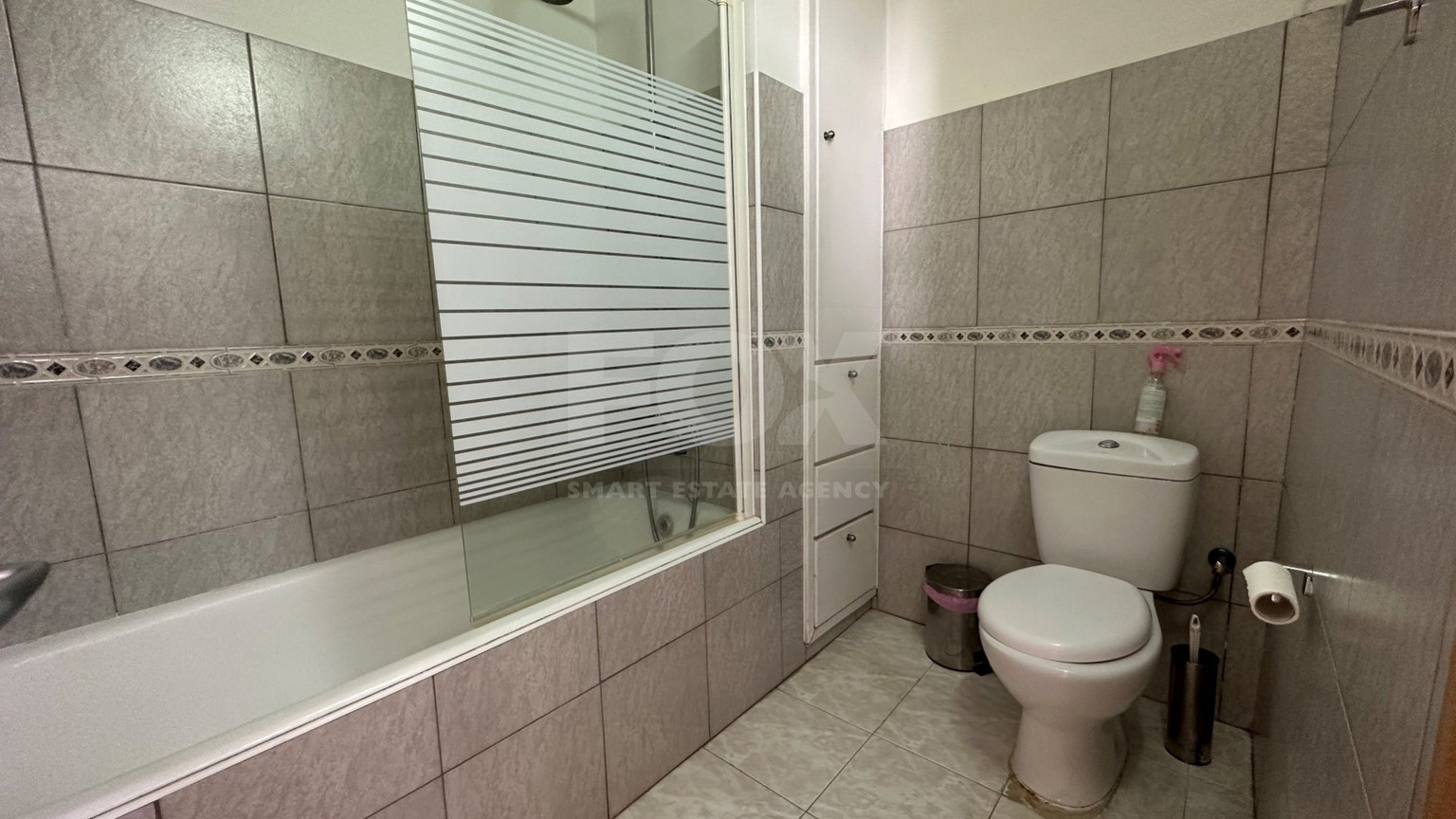 Office in Historical Town 20 metres from the beach