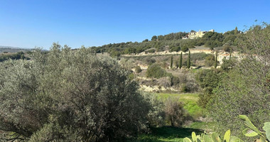 Residential land in Psathi village