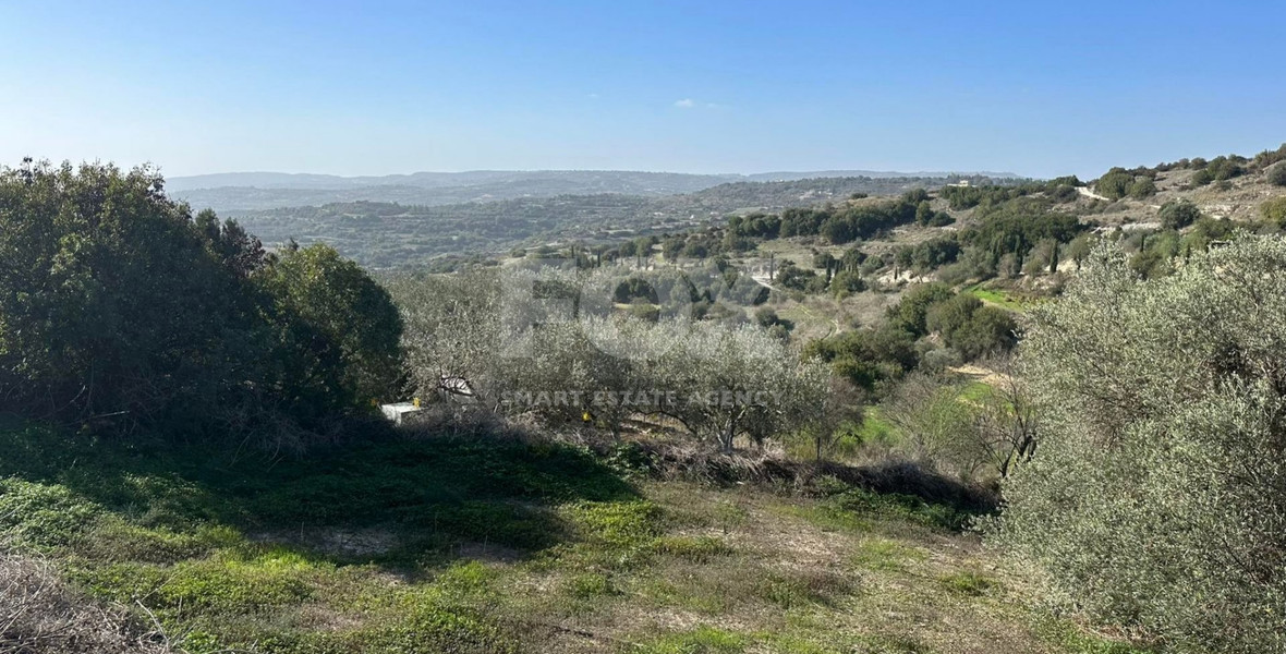 Residential land in Psathi village